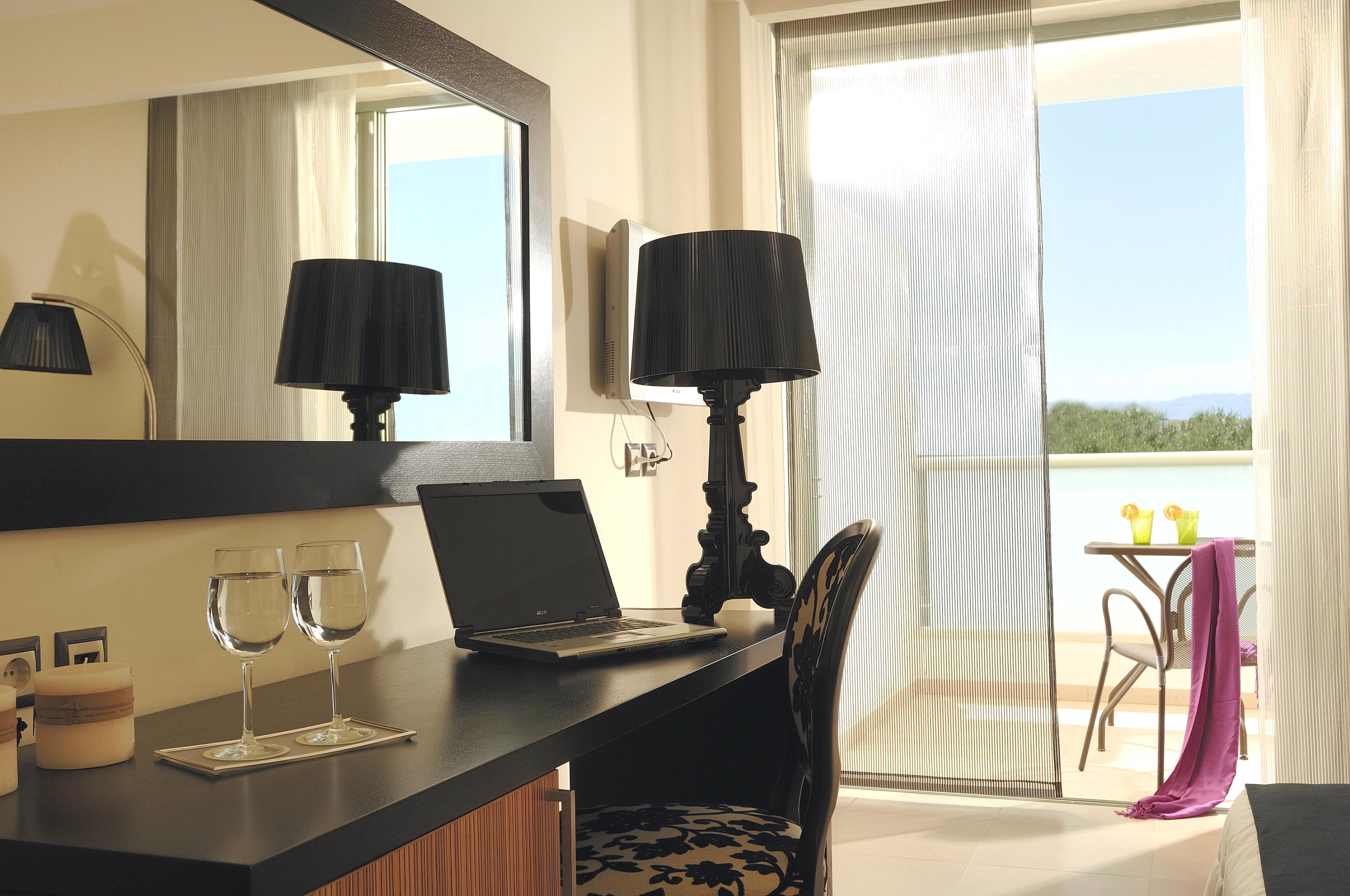 Angela Suites Boutique Hotel سيسي المظهر الخارجي الصورة