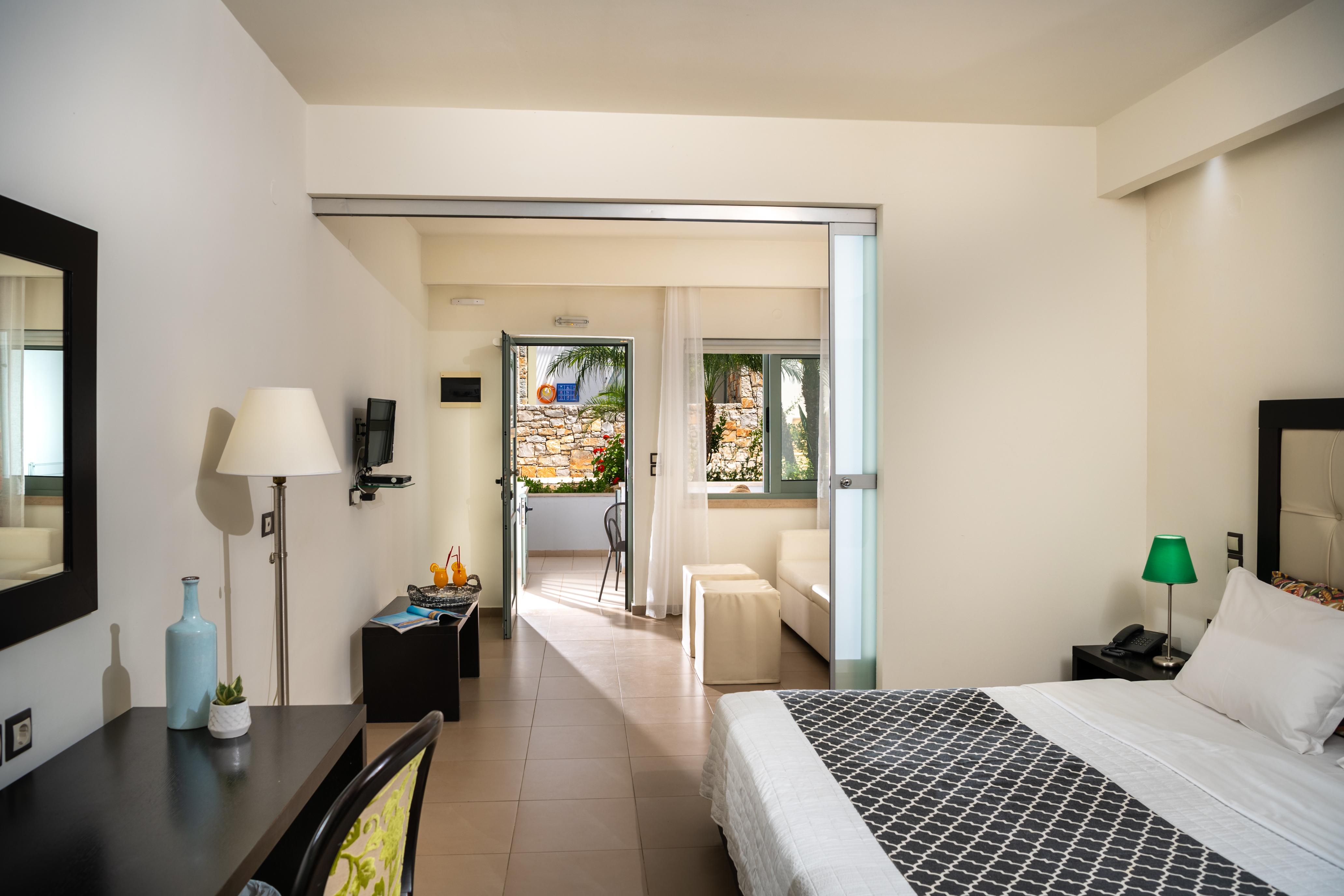 Angela Suites Boutique Hotel سيسي المظهر الخارجي الصورة