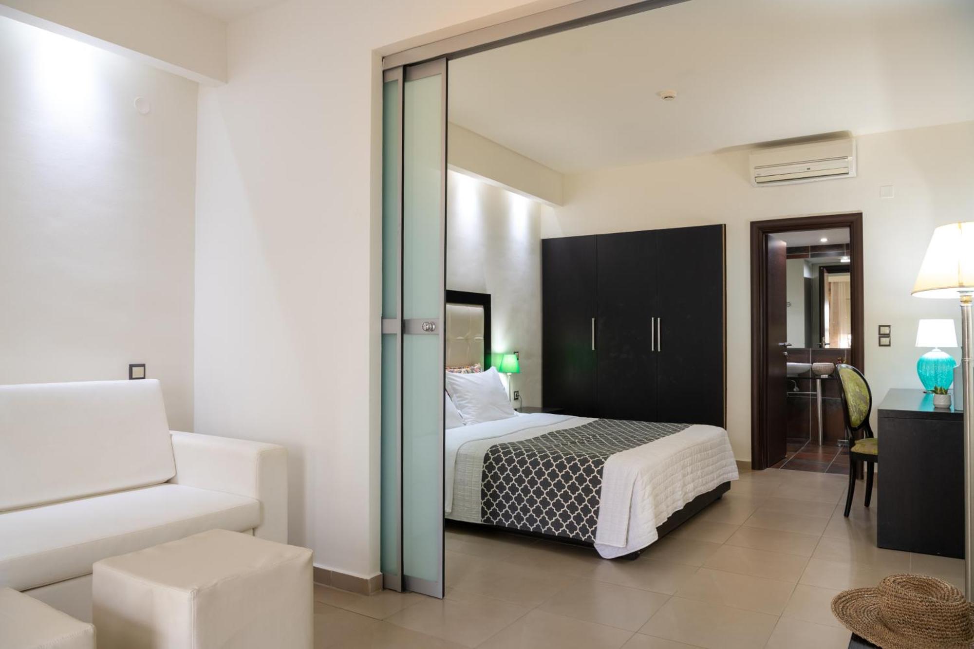 Angela Suites Boutique Hotel سيسي المظهر الخارجي الصورة